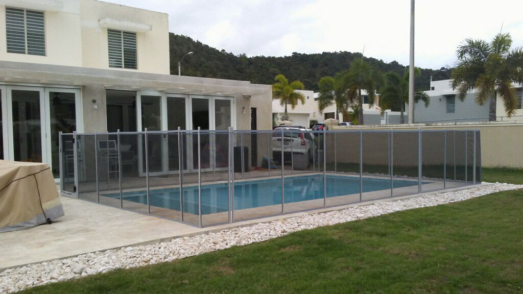 Pool Safety Fence 8 MustHave Features Pool Guard USA