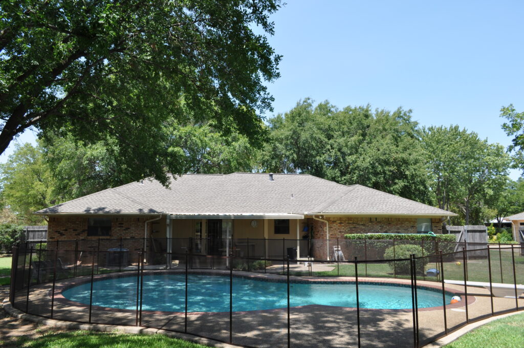 New Jersey pool safety fence installation, ensuring compliance with local pool fence laws