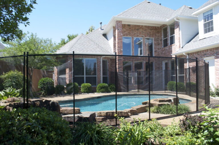 pool-safety-fence-installation-Fort Pierce