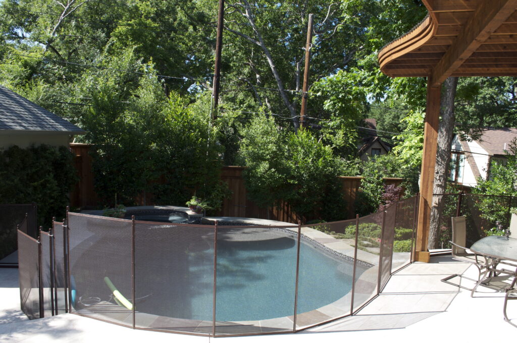 pool fence installation