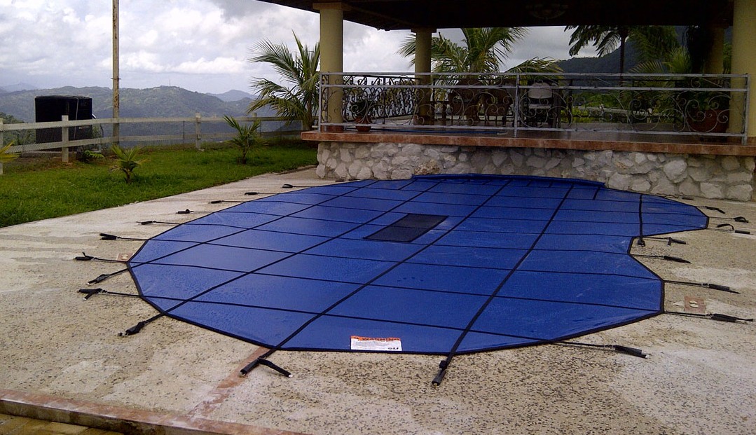Pool-Covers Redlands
