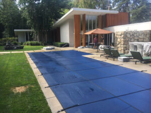 blue-pool-mesh-cover